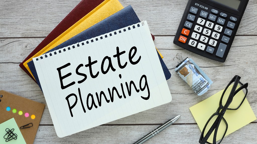 Estate Planning - text on a notepad